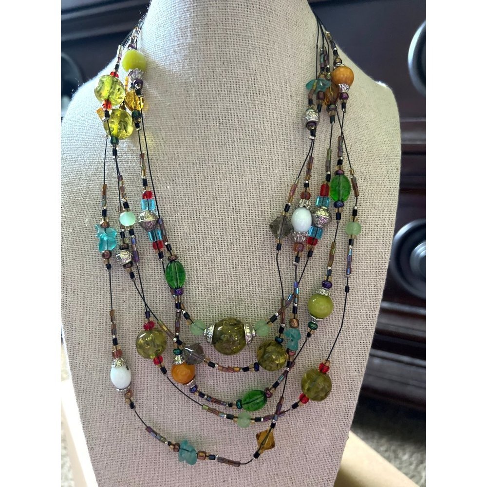 Give-Strand Glass Bead Necklace —18"